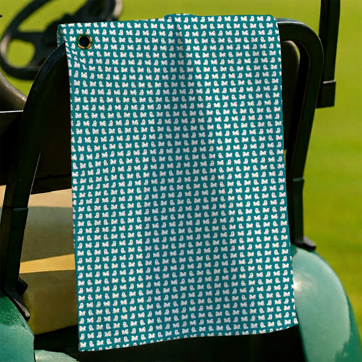 White Pomeranian Pattern Golf Towel, Cute Pomeranian Dog Golf Towels, Crazy Golf Gift For Golfer