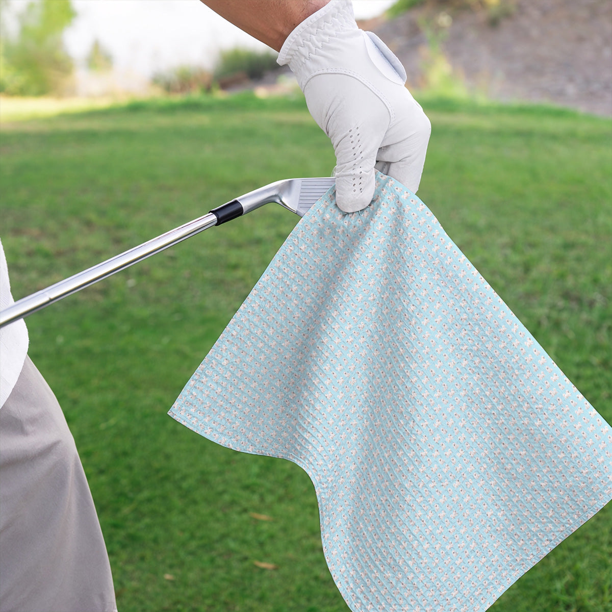 White Pomeranian Pattern Golf Towel, Cute Pomeranian Dog Golf Towels, Crazy Golf Gift For Golfer