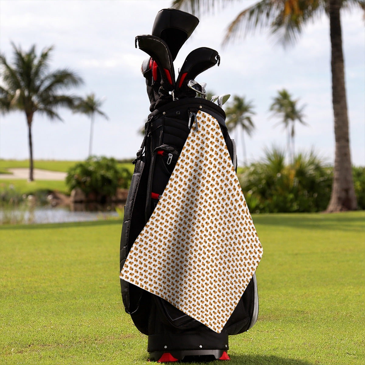 Golden Pomeranian Pattern Golf Towel, Cute Pomeranian Dog Golf Towels, Funny Golf Gift For Golfer